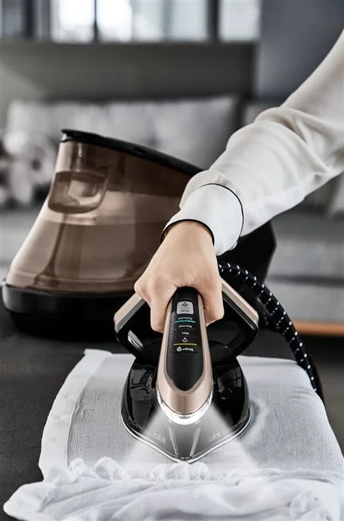 centrale-vapeur-calor-pro-expre-vision-gv9820c0-3000-w-noir-et-marron-1-high centrale-vapeur-calor-pro-expre-vision-gv9820c0-3000-w-noir-et-marron-1-high